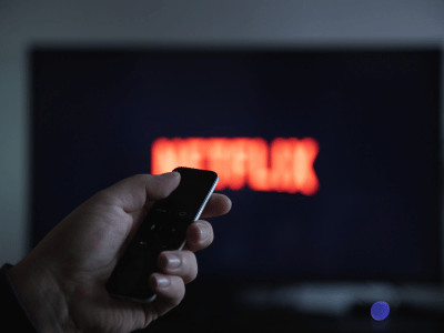 Slim besparen op streamingdiensten zoals Netflix, Disney+, en HBO Max